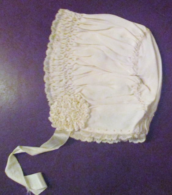 M951M Antique,Ivory Silk Baby Cap